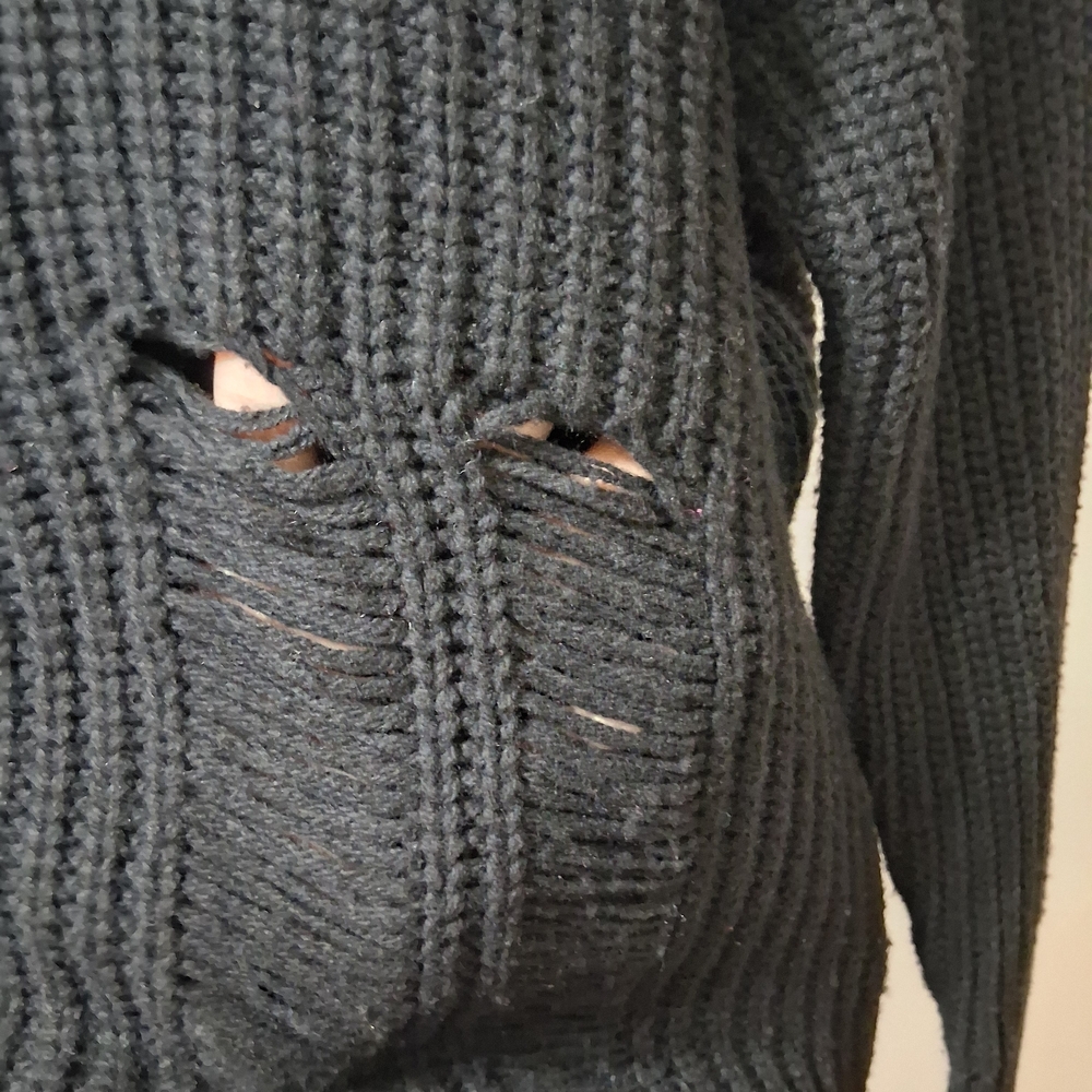 Distressed Ribbed Knit Sweater - Picture 5 of 8
